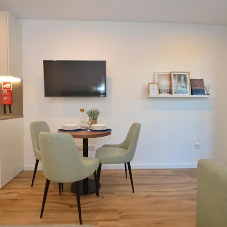 Oliva Teles 53 Διαμέρισμα *